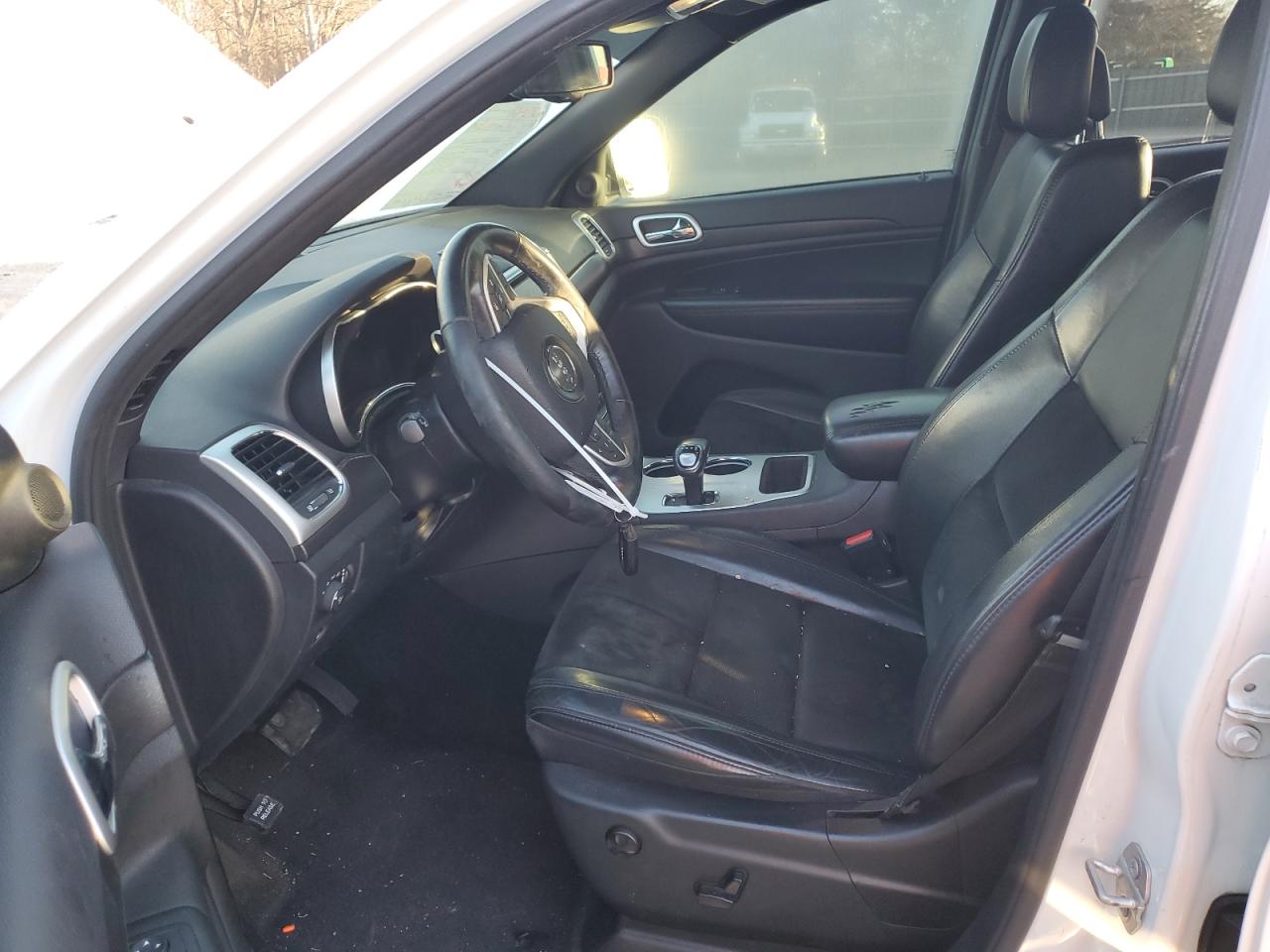 2015 Jeep Grand Cherokee - Image 7