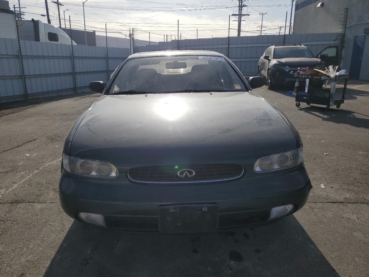 1995 Infiniti J - Image 5