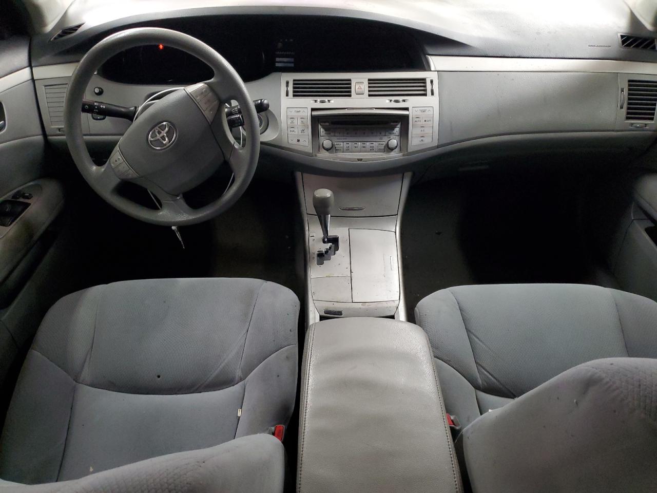2008 Toyota Avalon - Image 8