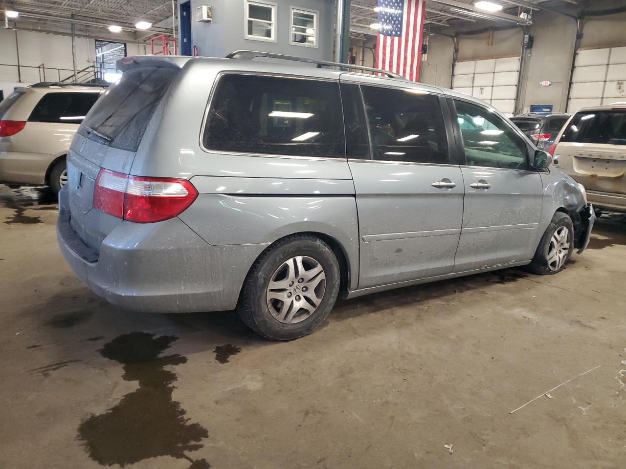 2007 Honda Odyssey - Image 3
