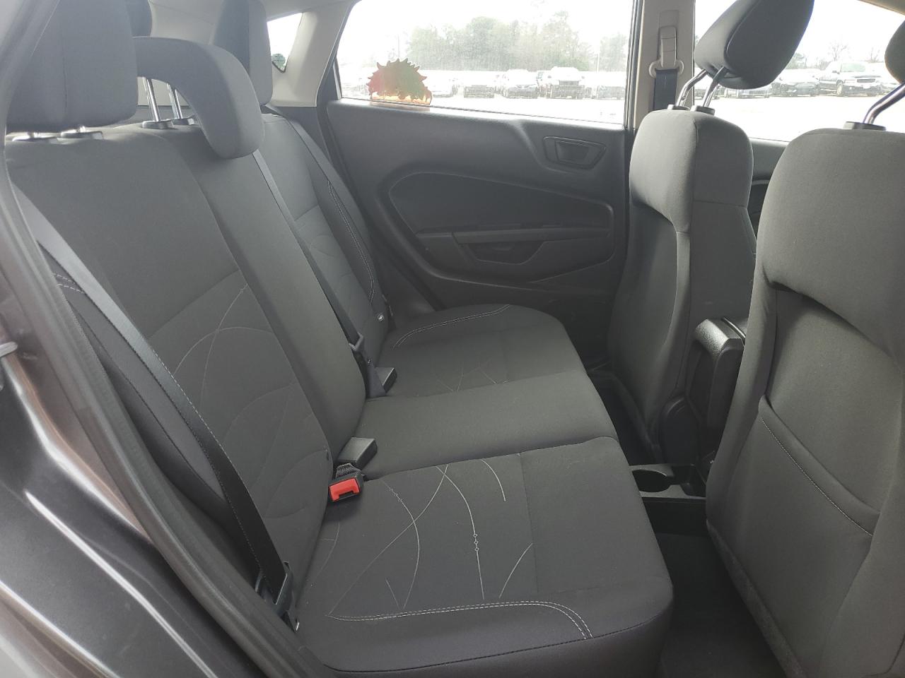 2018 Ford Fiesta - Image 10