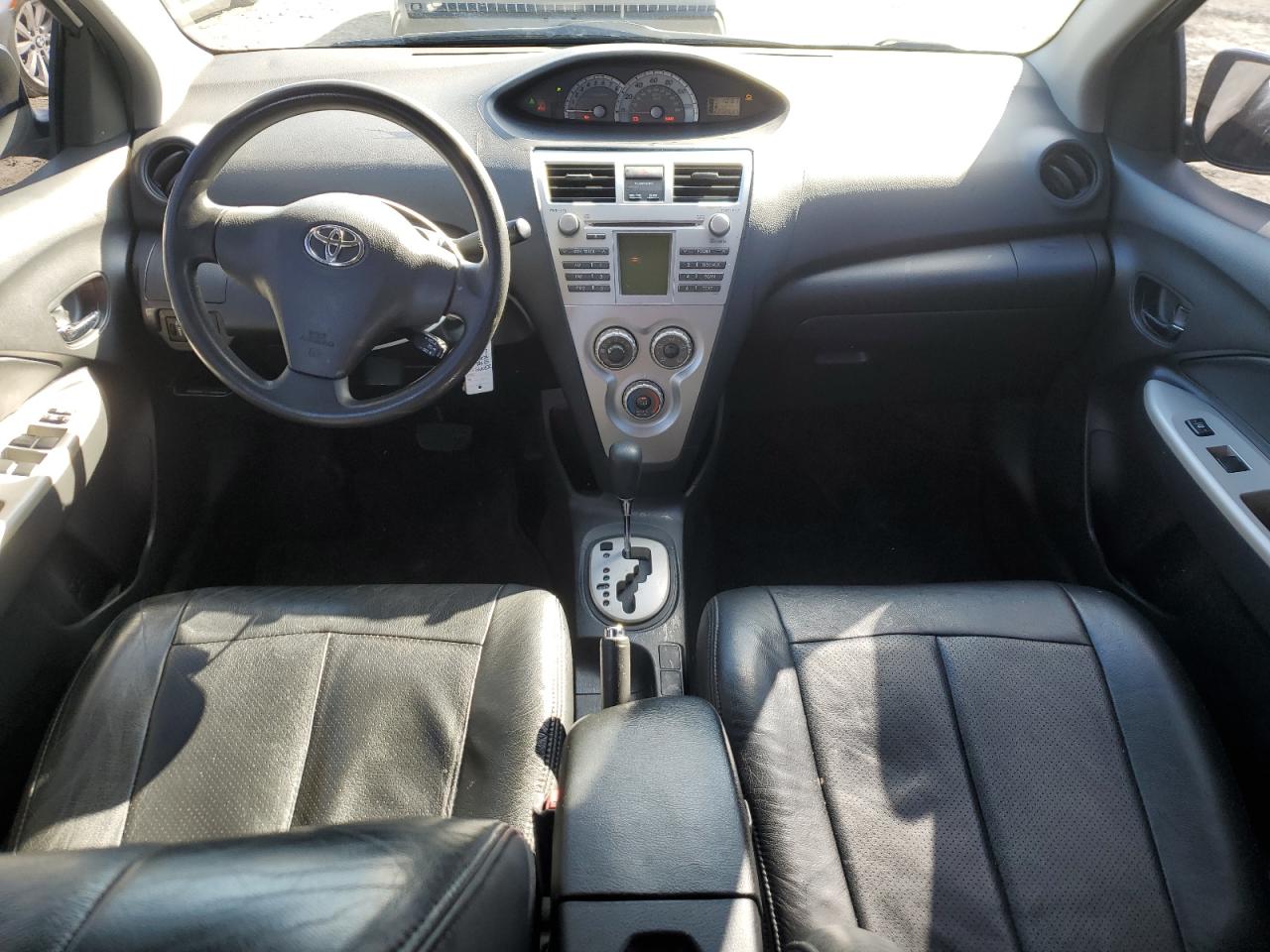 2007 Toyota Yaris - Image 8