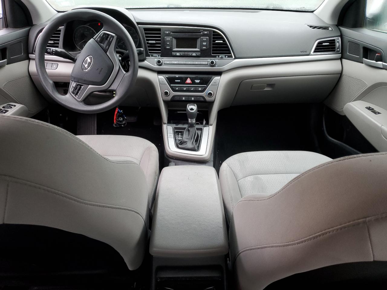 2017 Hyundai Elantra - Image 8