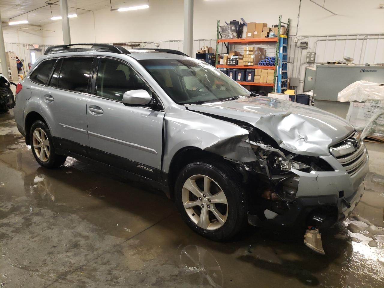 2013 Subaru Outback - Image 4