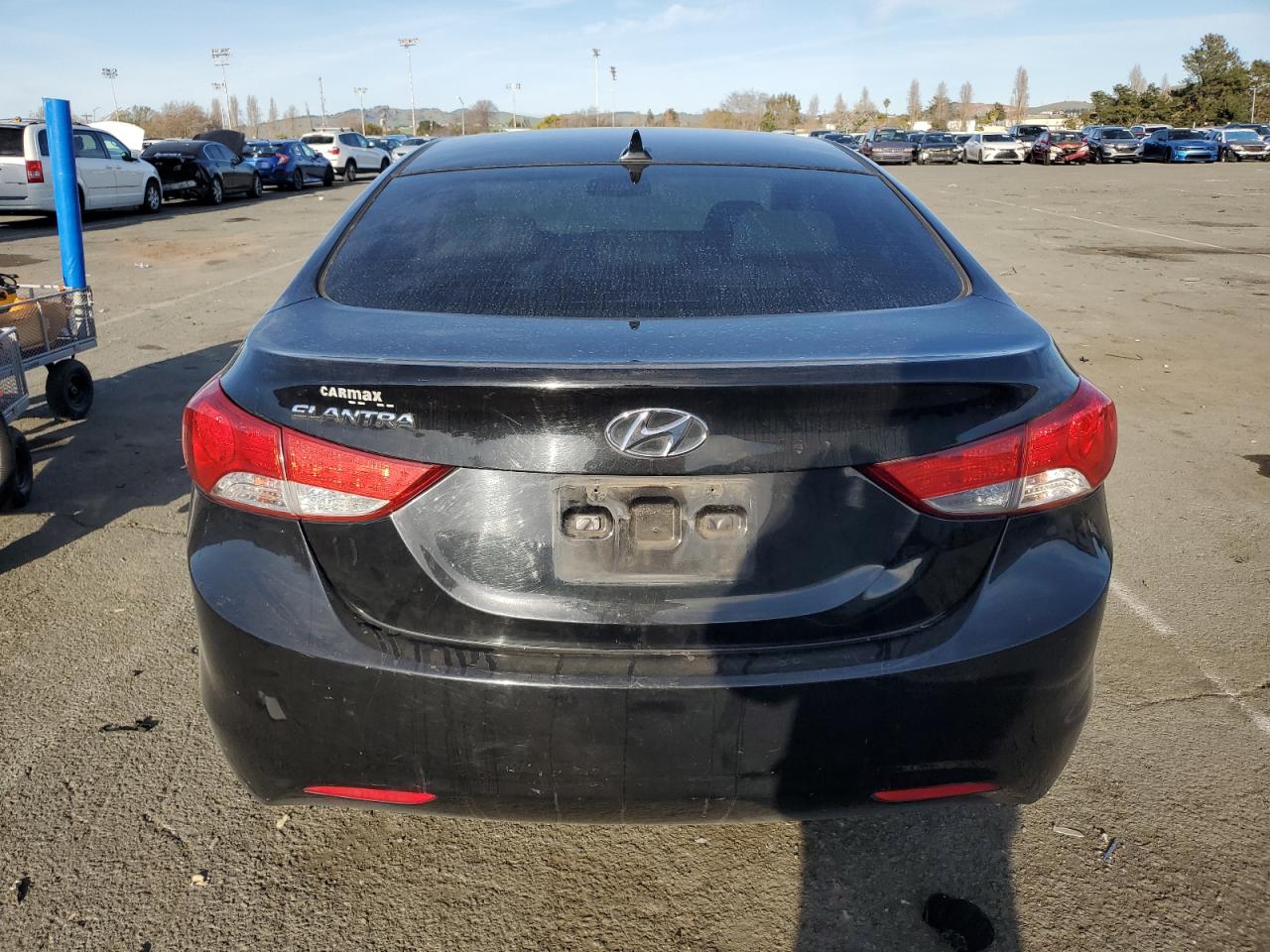 2012 Hyundai Elantra - Image 6