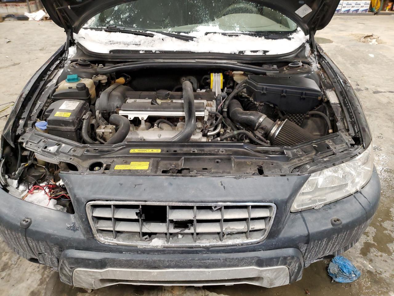 2005 Volvo XC70 - Image 12