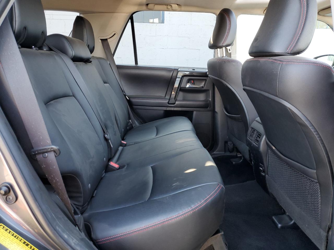 2015 Toyota 4Runner - Image 11