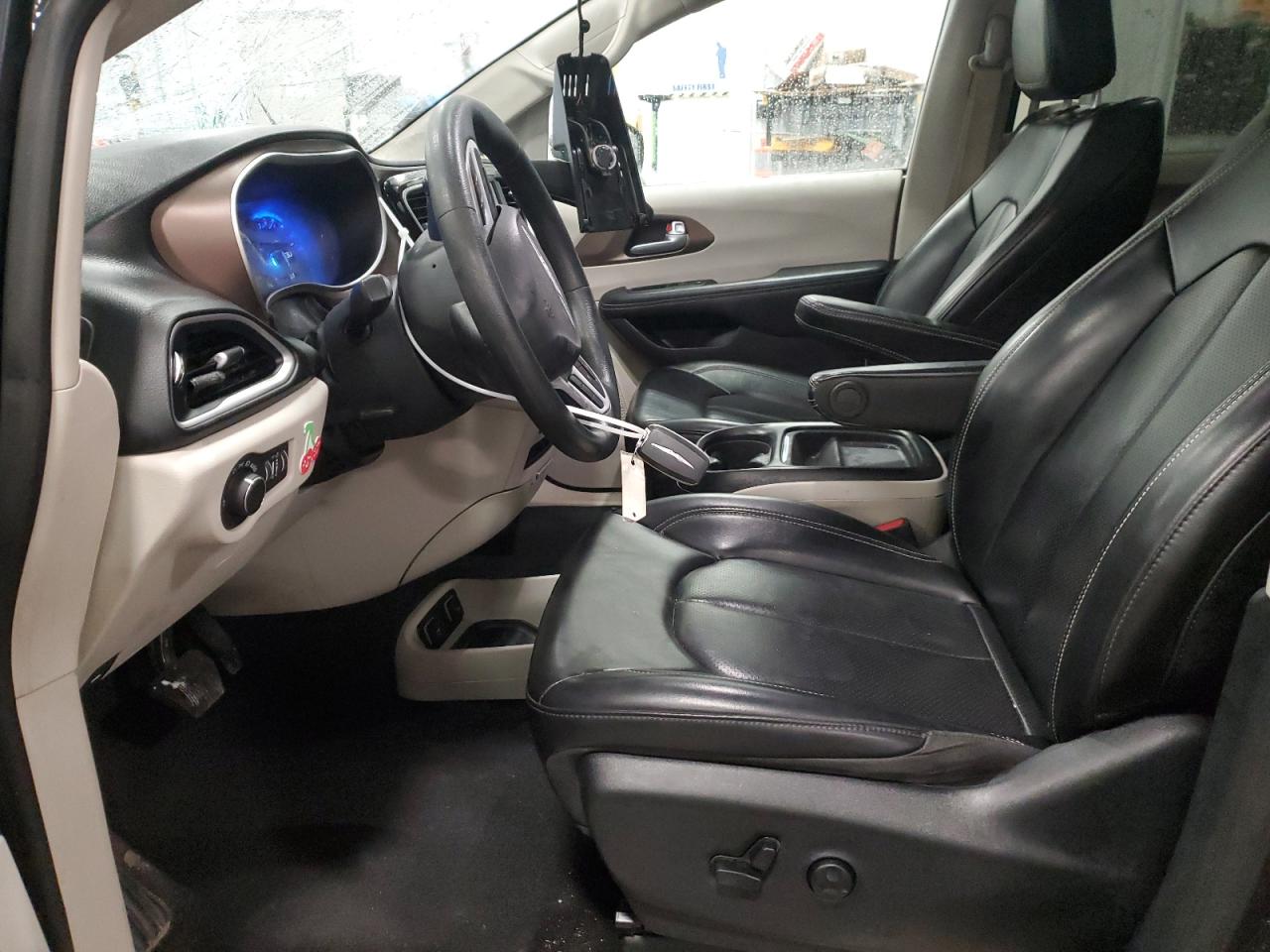 2020 Chrysler Voyager - Image 7