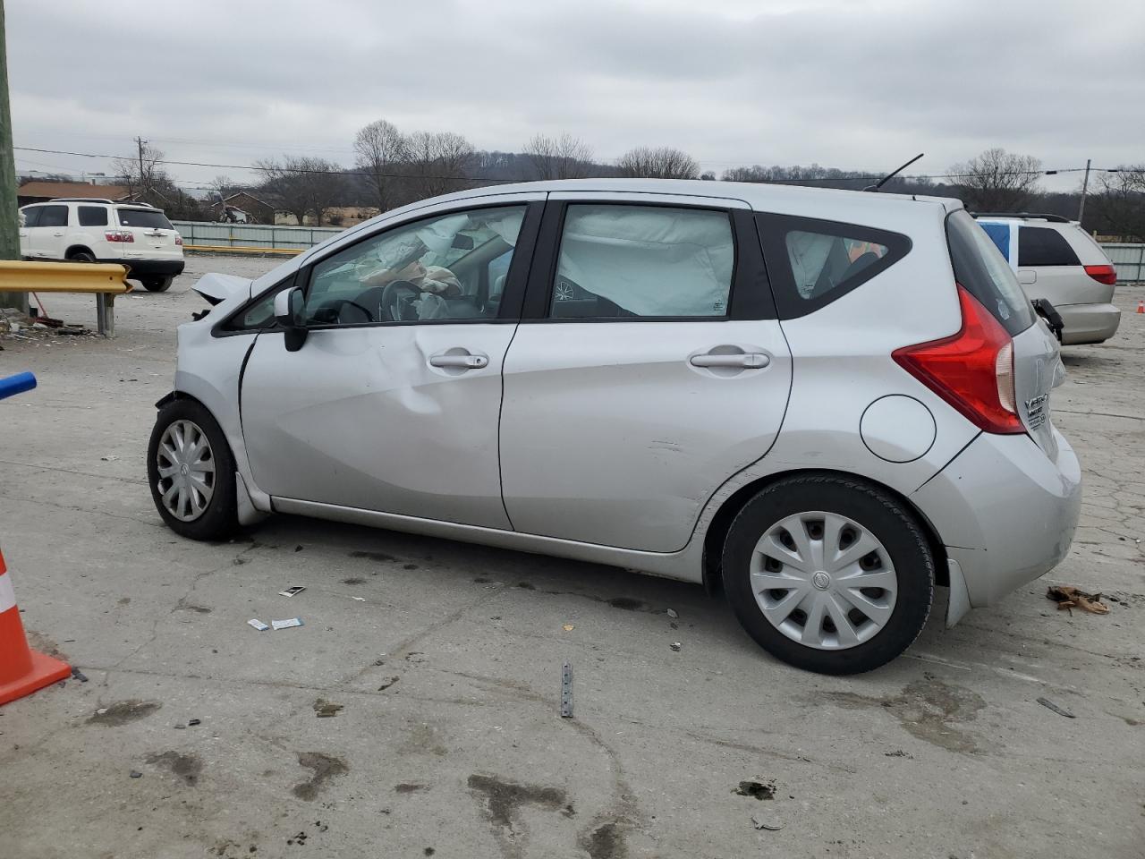 2014 Nissan Versa - Image 2
