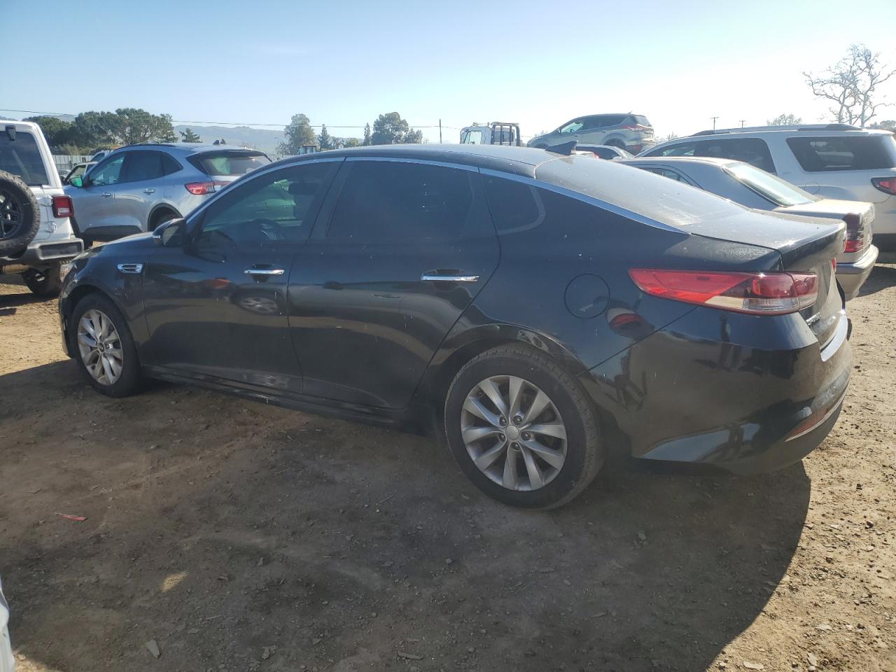 2016 Kia Optima - Image 2