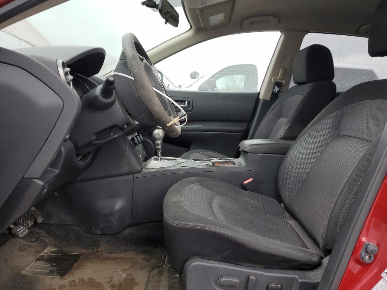 2013 Nissan Rogue - Image 7