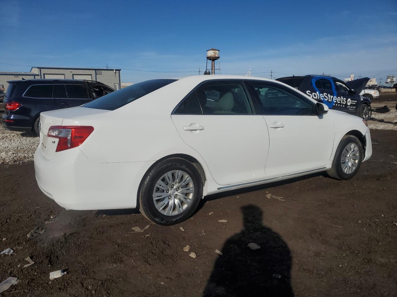 2014 Toyota Camry - Image 3