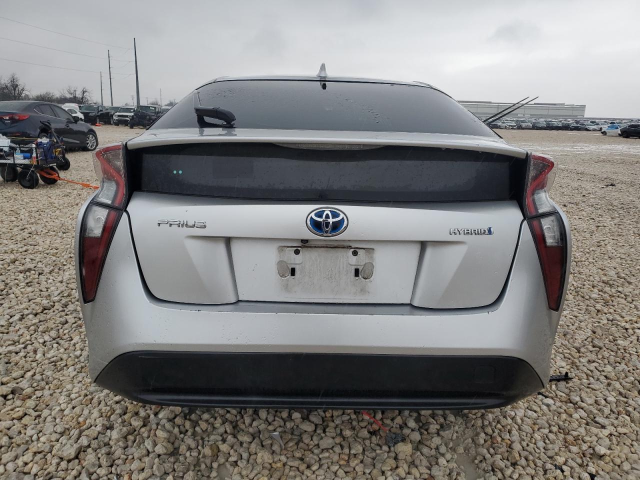 2016 Toyota Prius - Image 6