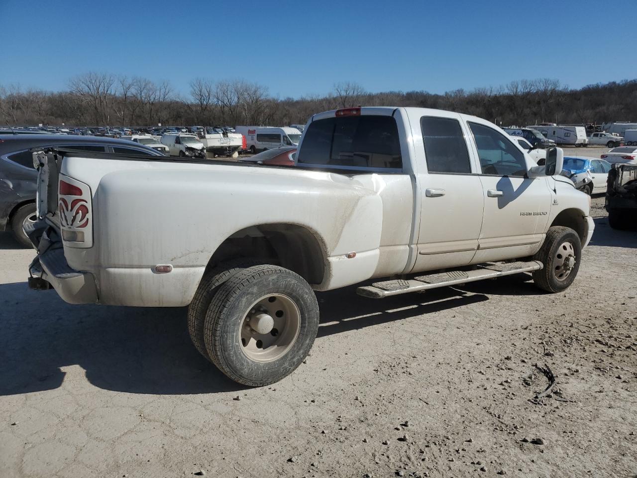 2006 Dodge RAM - Image 3