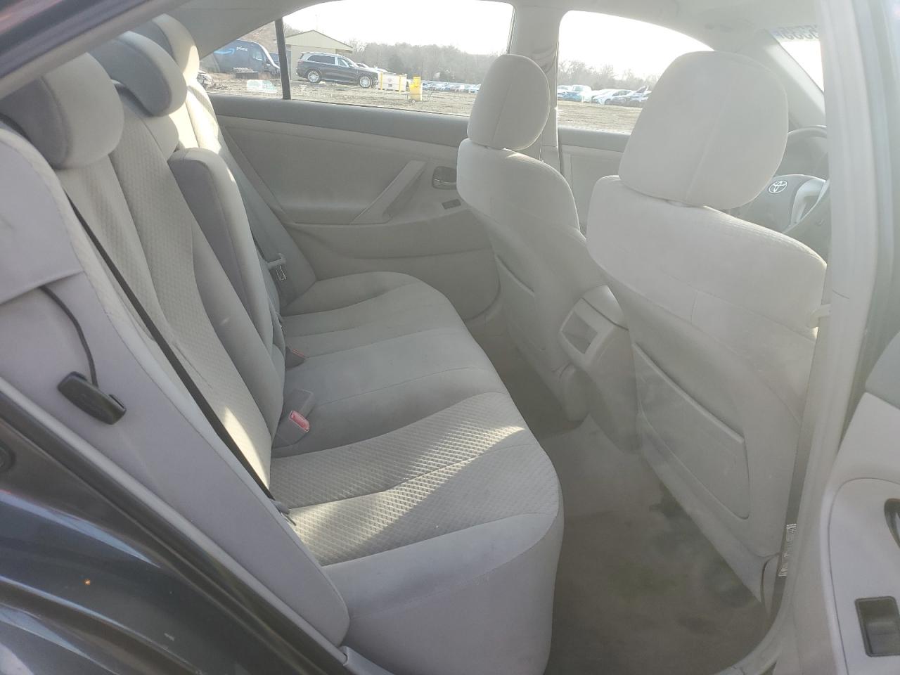 2009 Toyota Camry - Image 10