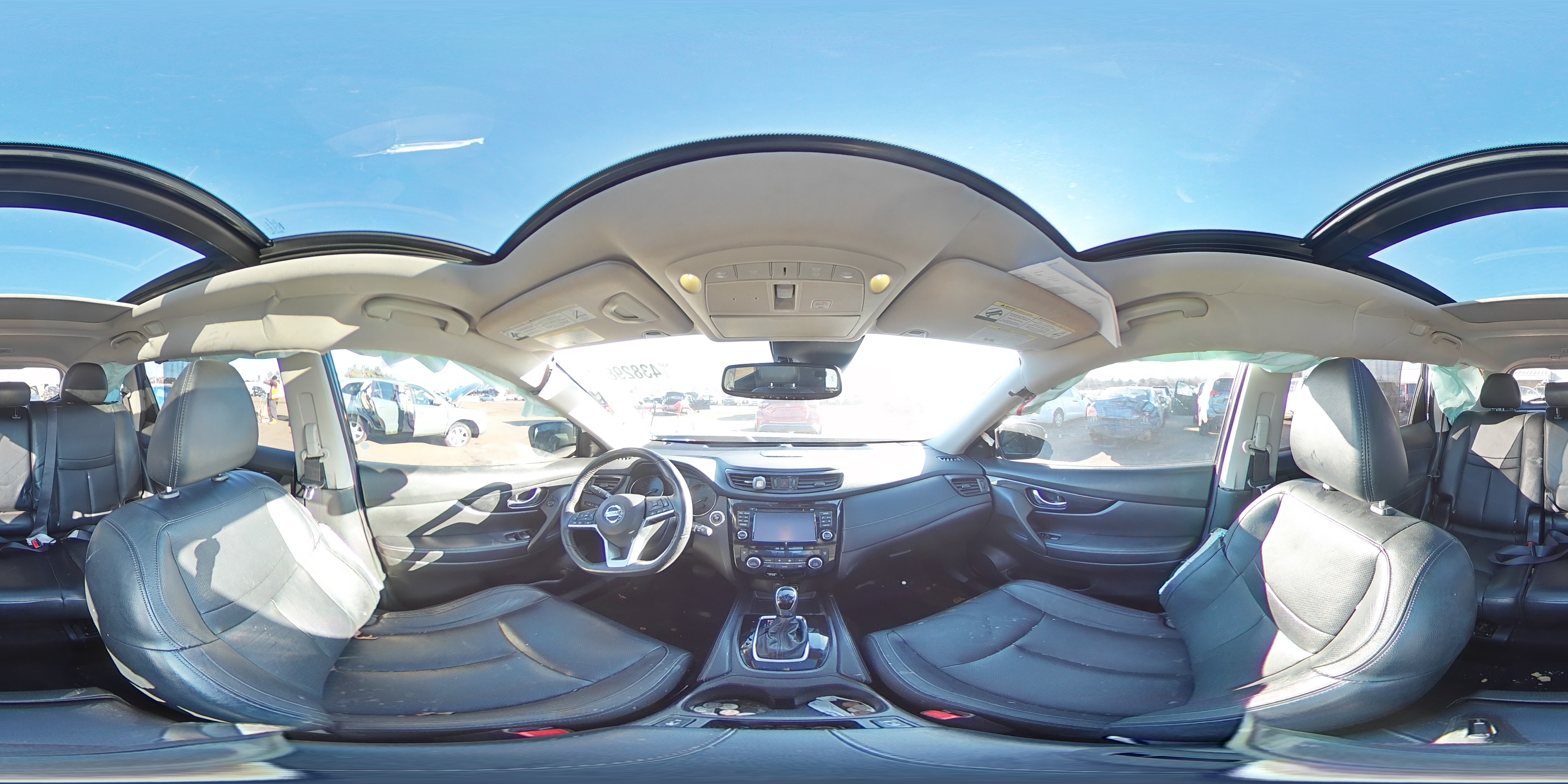 2017 Nissan Rogue - Image 12