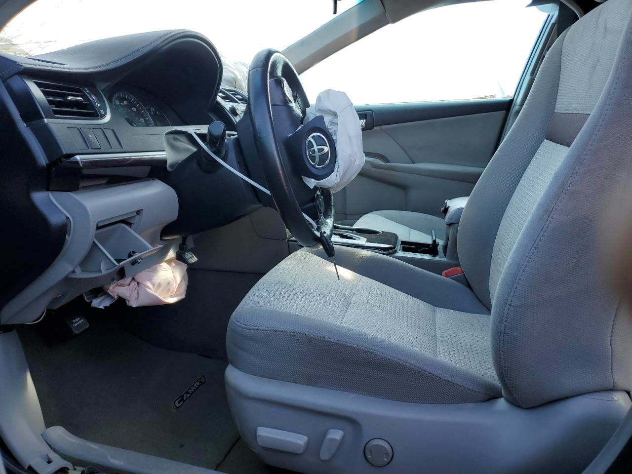 2012 Toyota Camry - Image 7