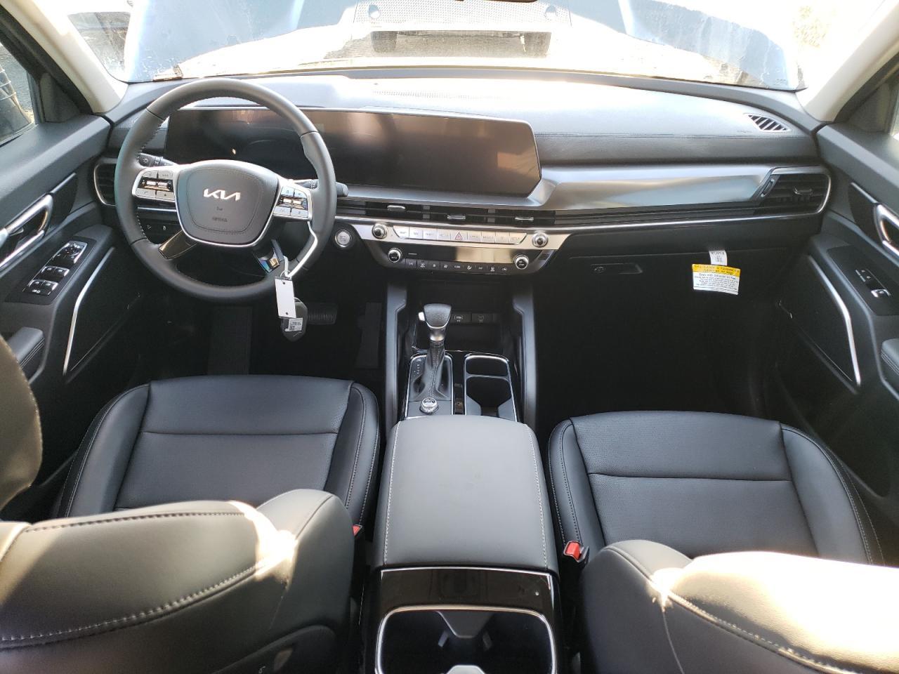 2024 Kia Telluride - Image 8