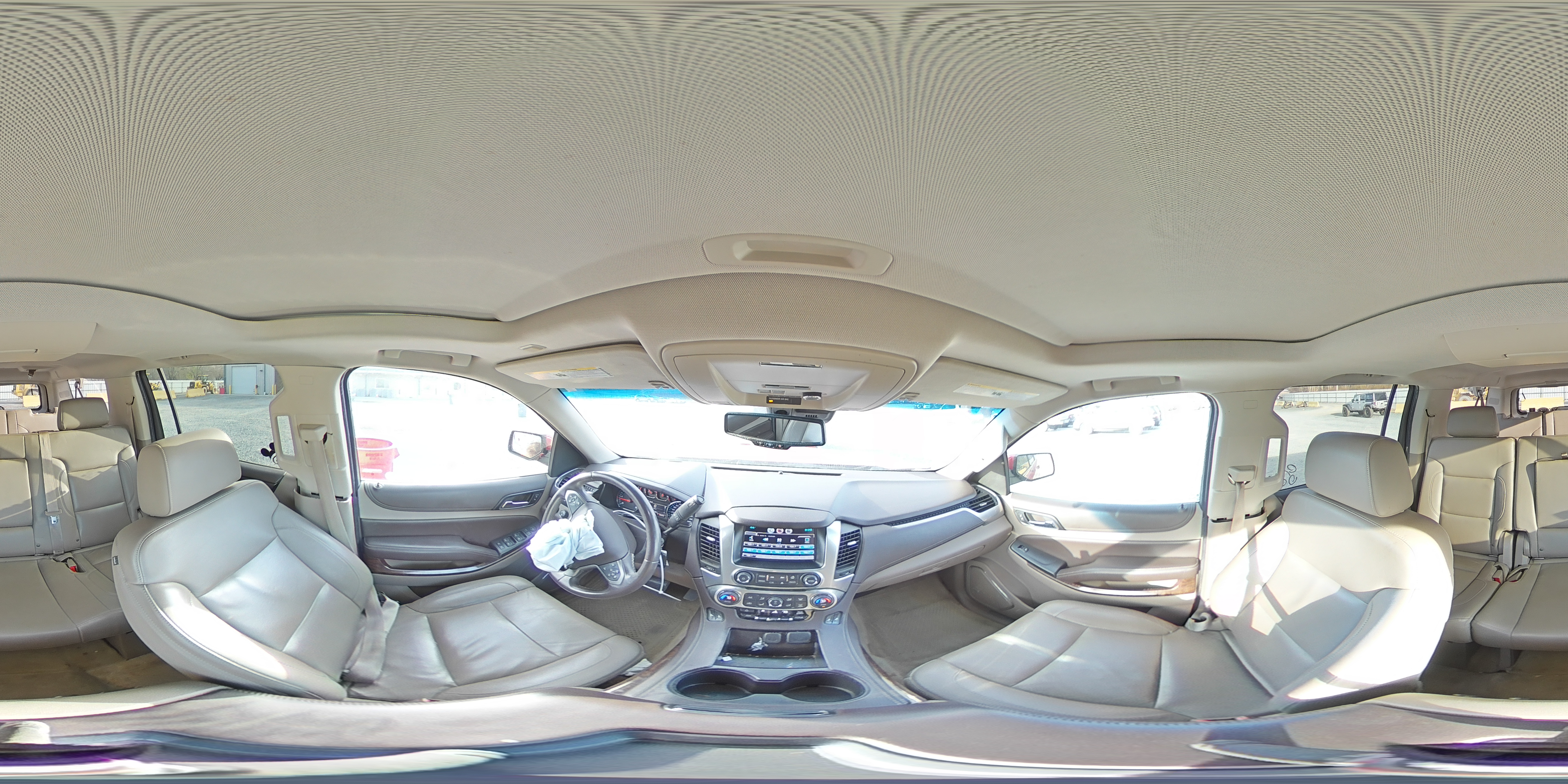 2015 Chevrolet Suburban - Image 14