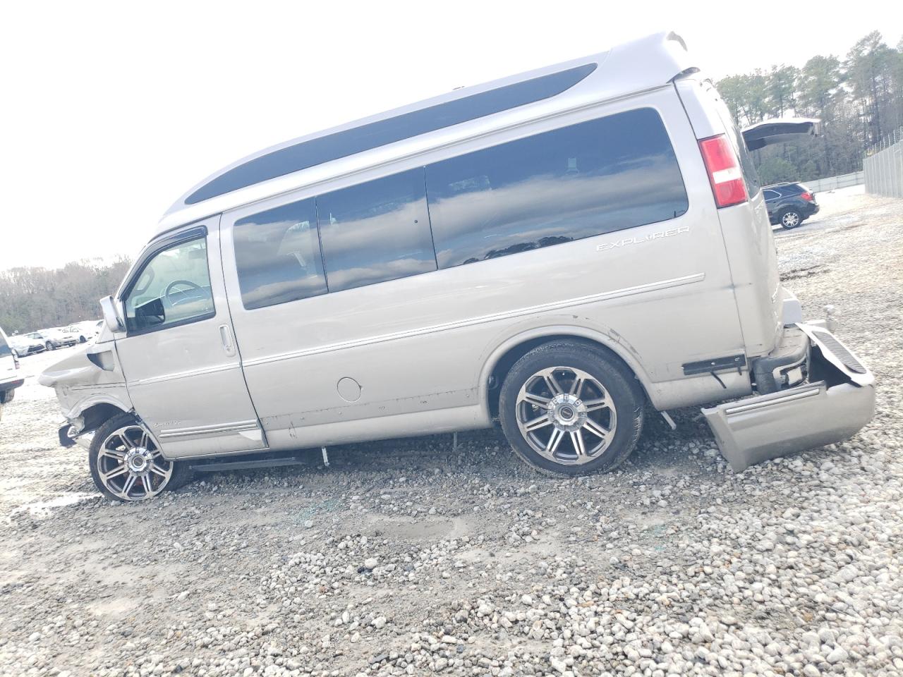 2018 GMC Savana - Image 2