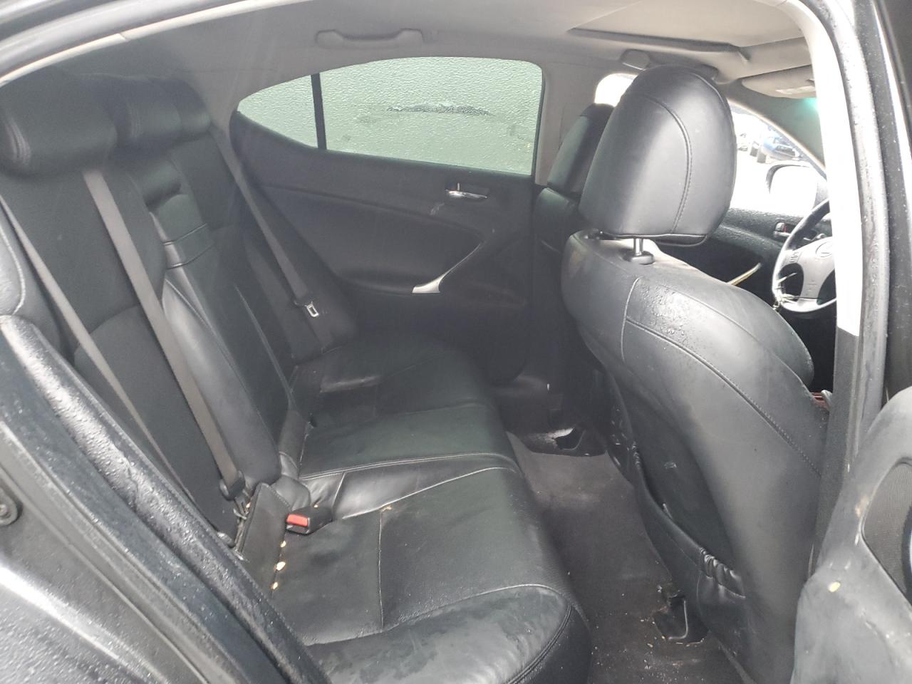 2008 Lexus IS - Image 11