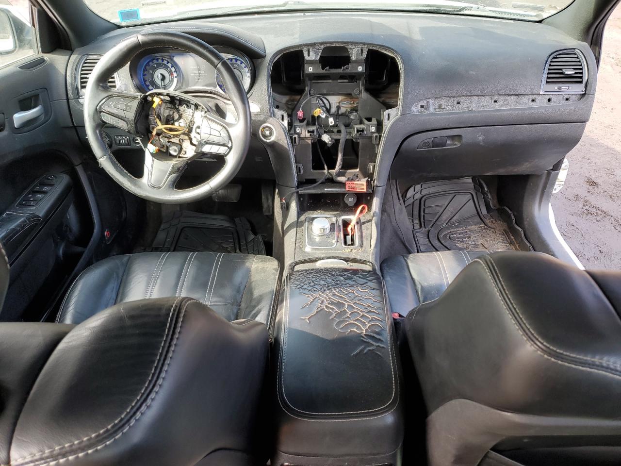 2016 Chrysler 300 - Image 8