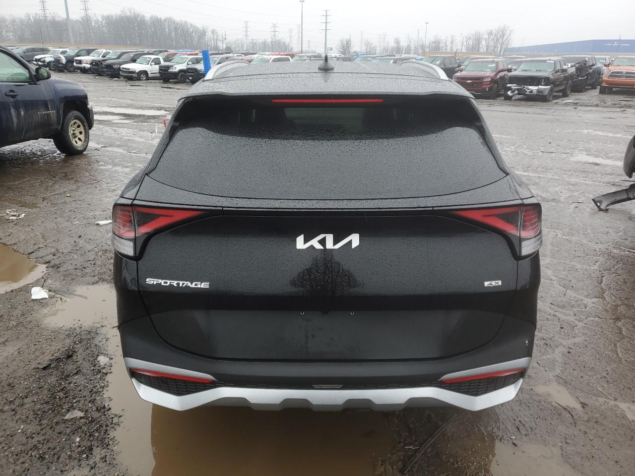 2023 Kia Sportage - Image 6