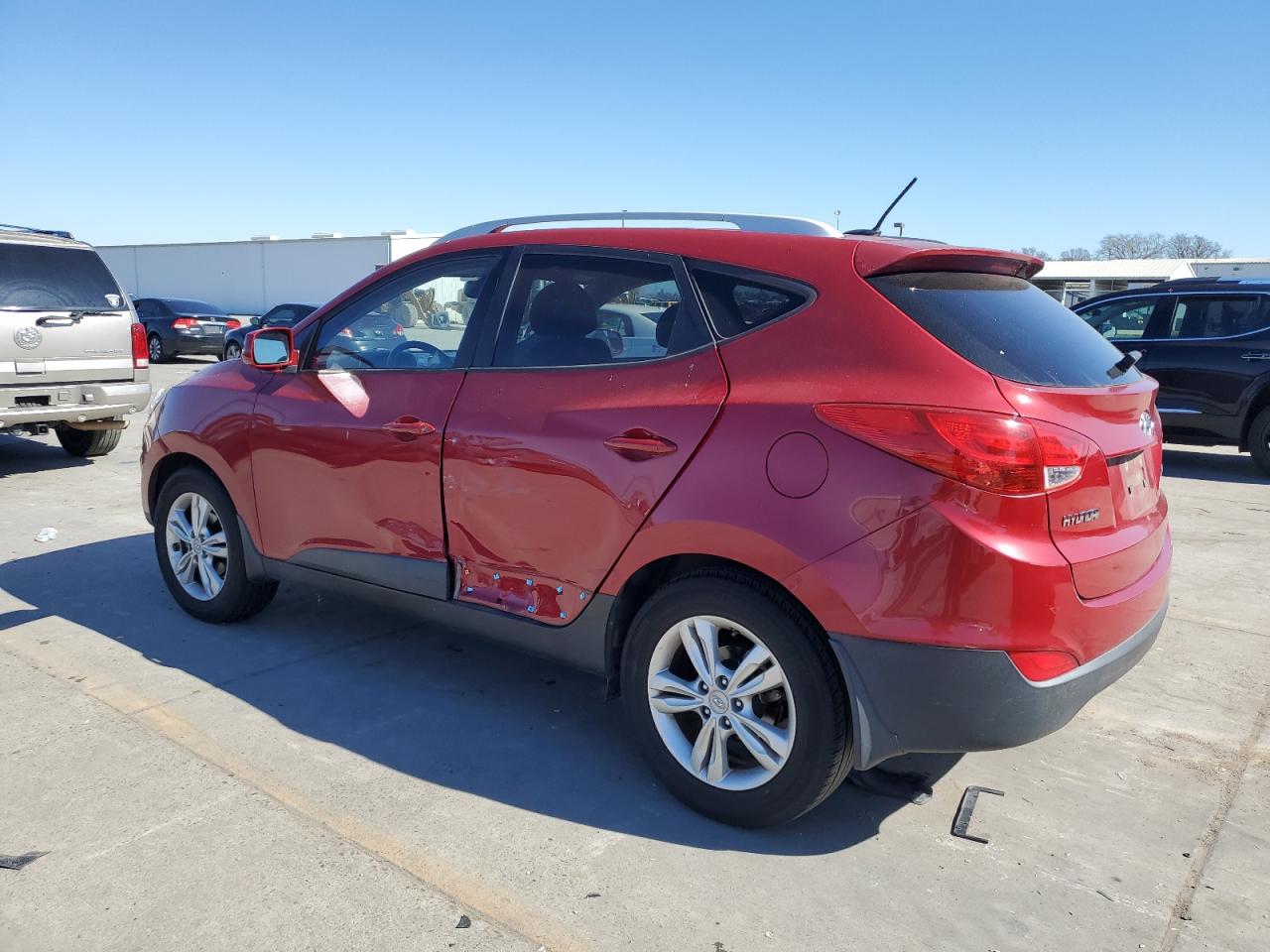 2011 Hyundai Tucson - Image 2