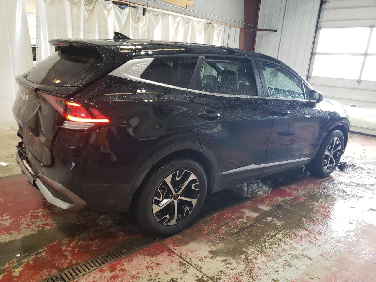2023 Kia Sportage - Image 3