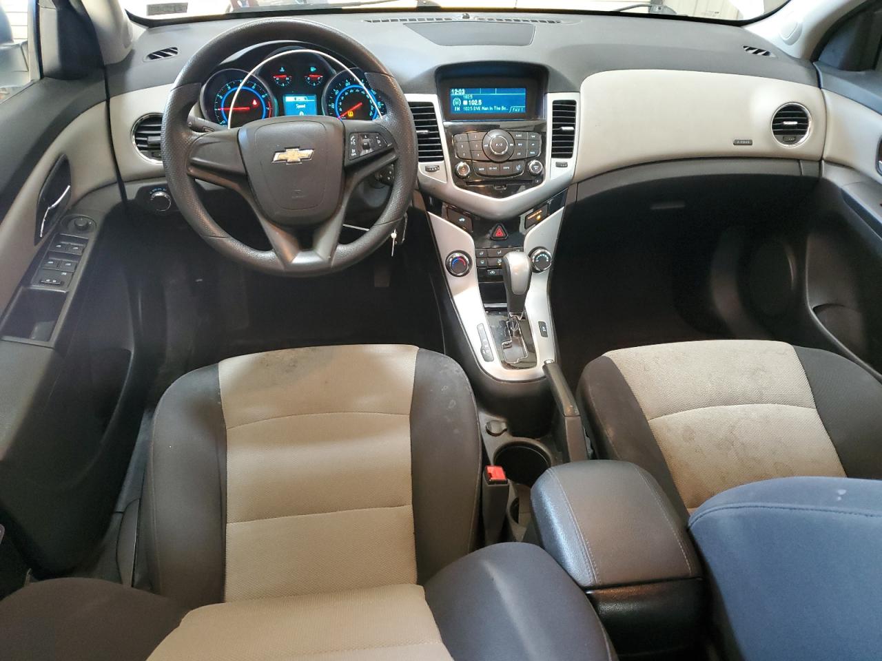 1G1PC5SGXG7193250 CHEVROLET CRUZE 2016