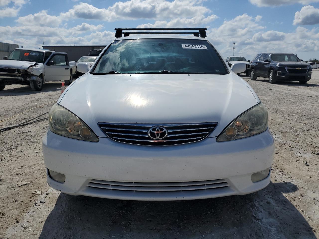 2005 Toyota Camry - Image 5