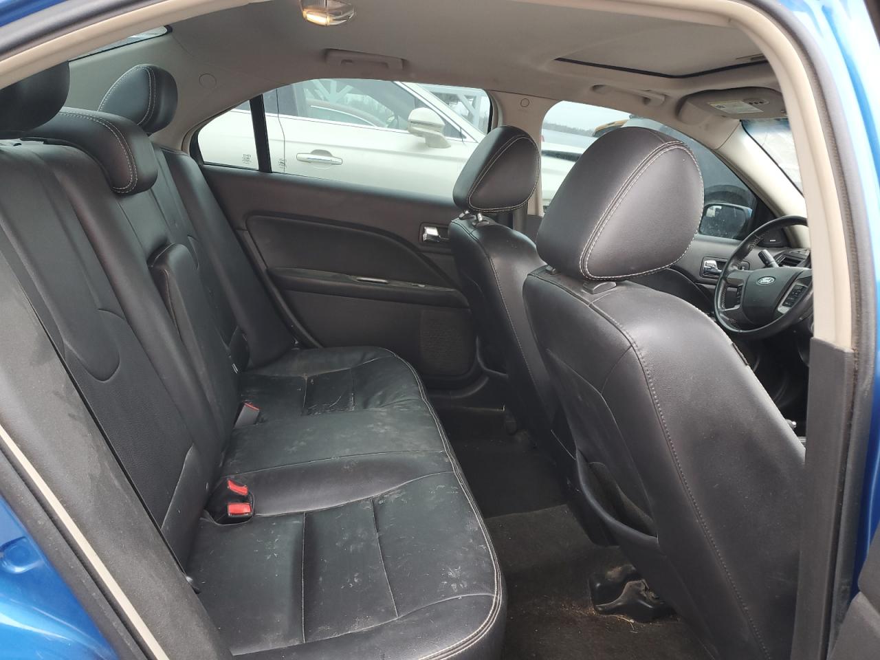 2011 Ford Fusion - Image 10