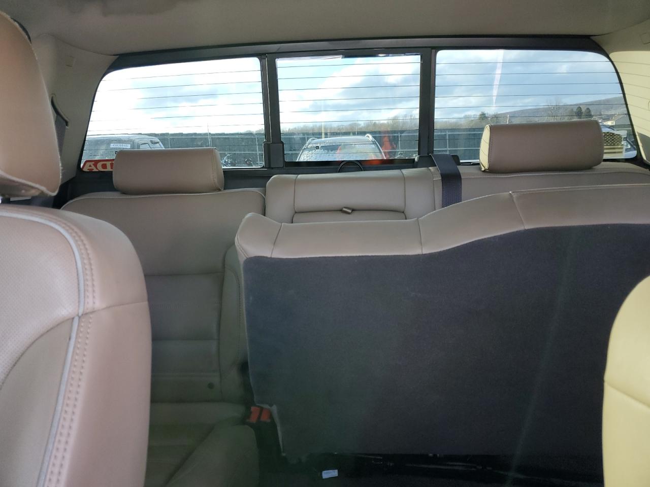 2017 GMC Sierra - Image 10