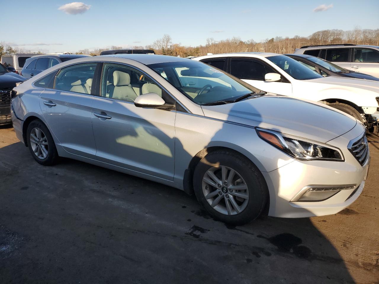2015 Hyundai Sonata - Image 4