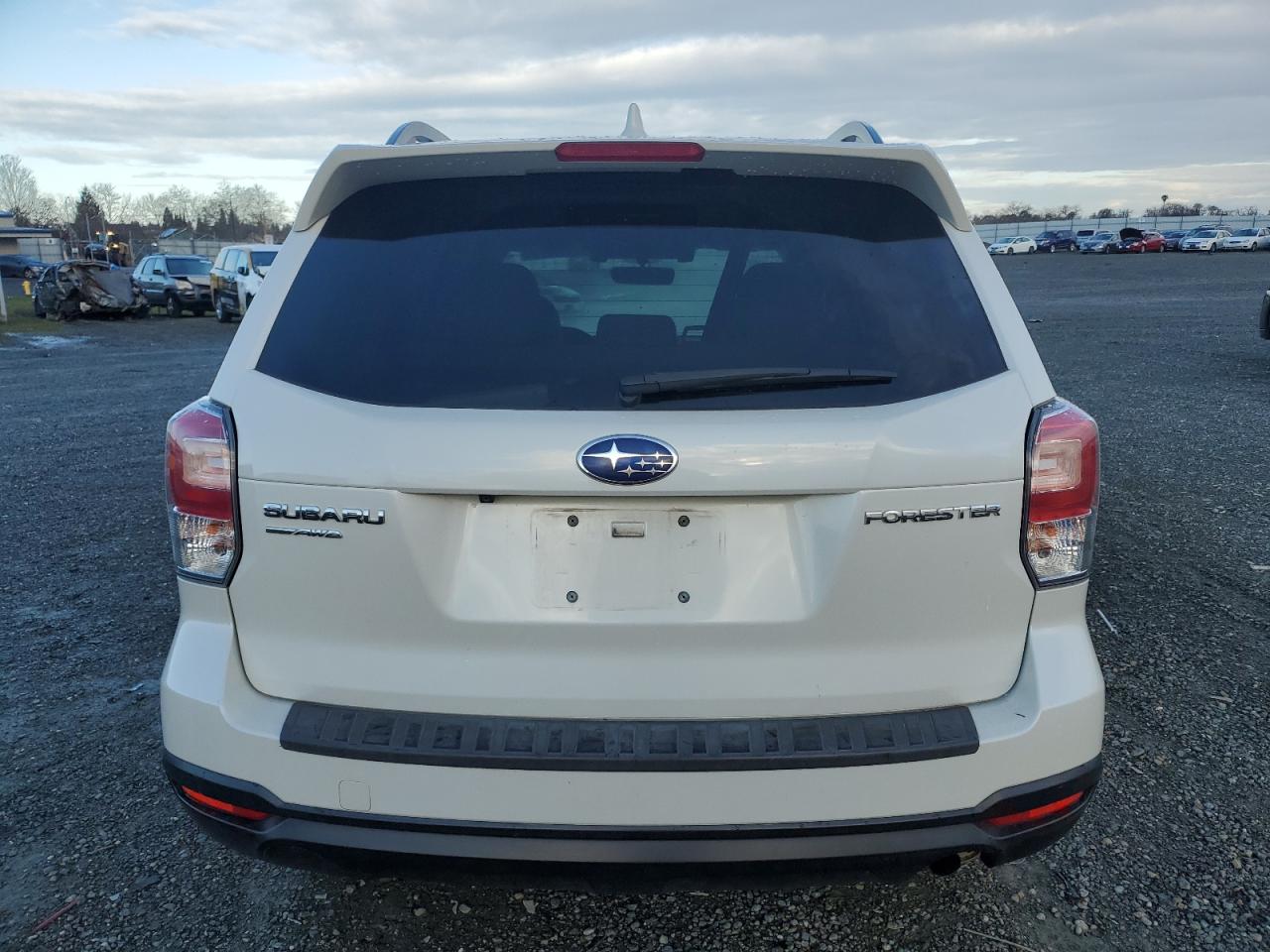 2018 Subaru Forester - Image 6