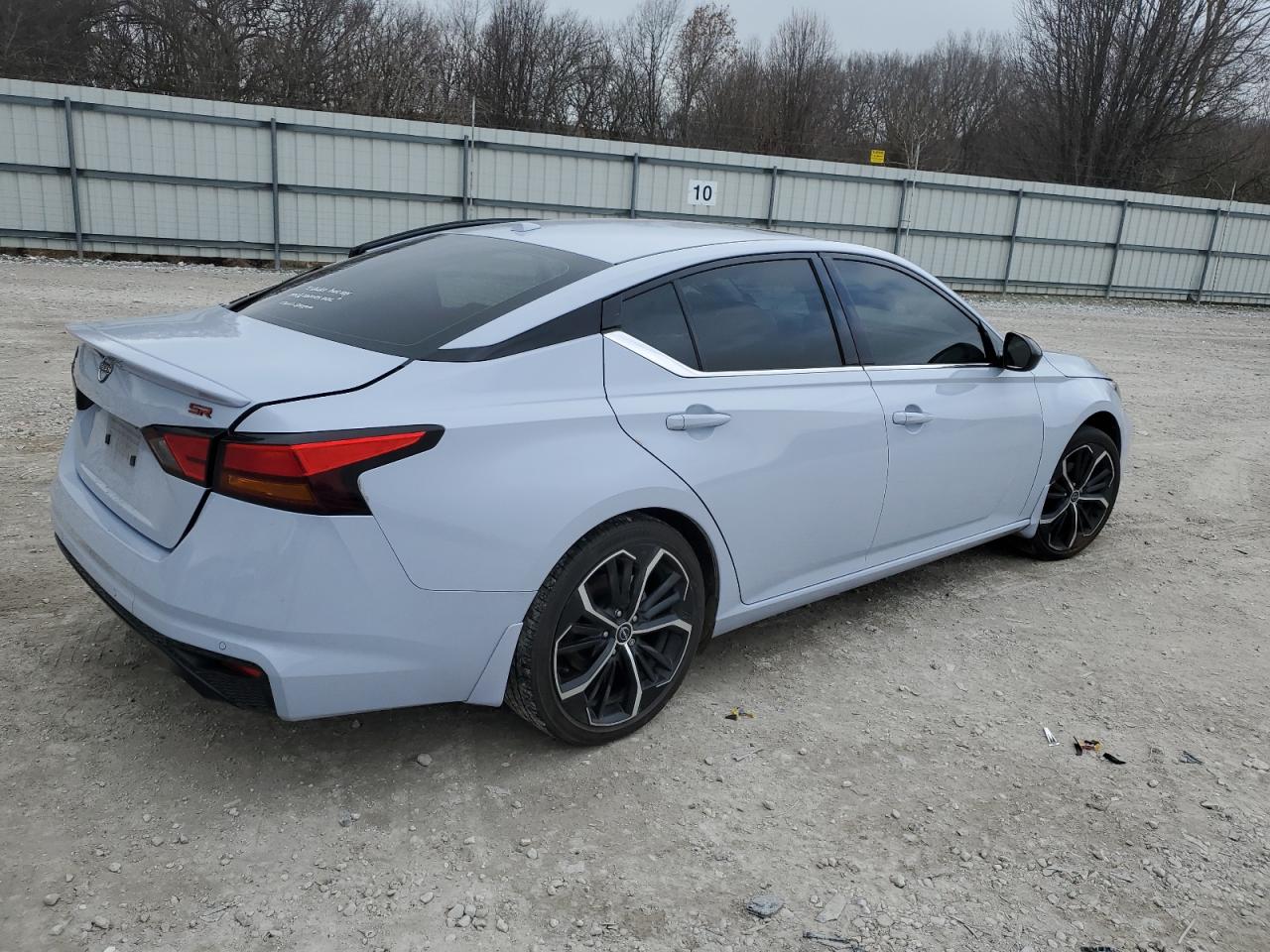 2024 Nissan Altima - Image 3