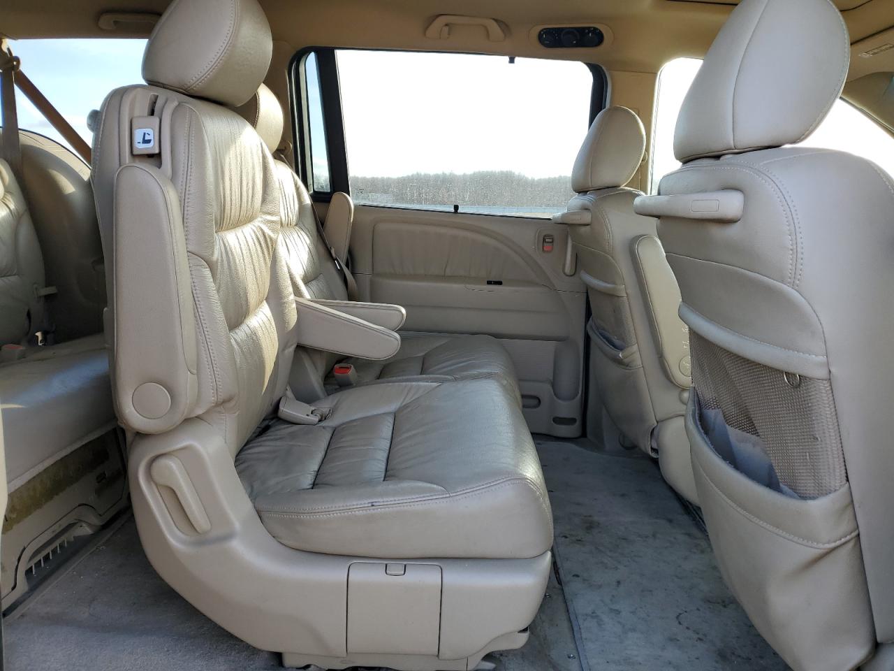 2007 Honda Odyssey - Image 11