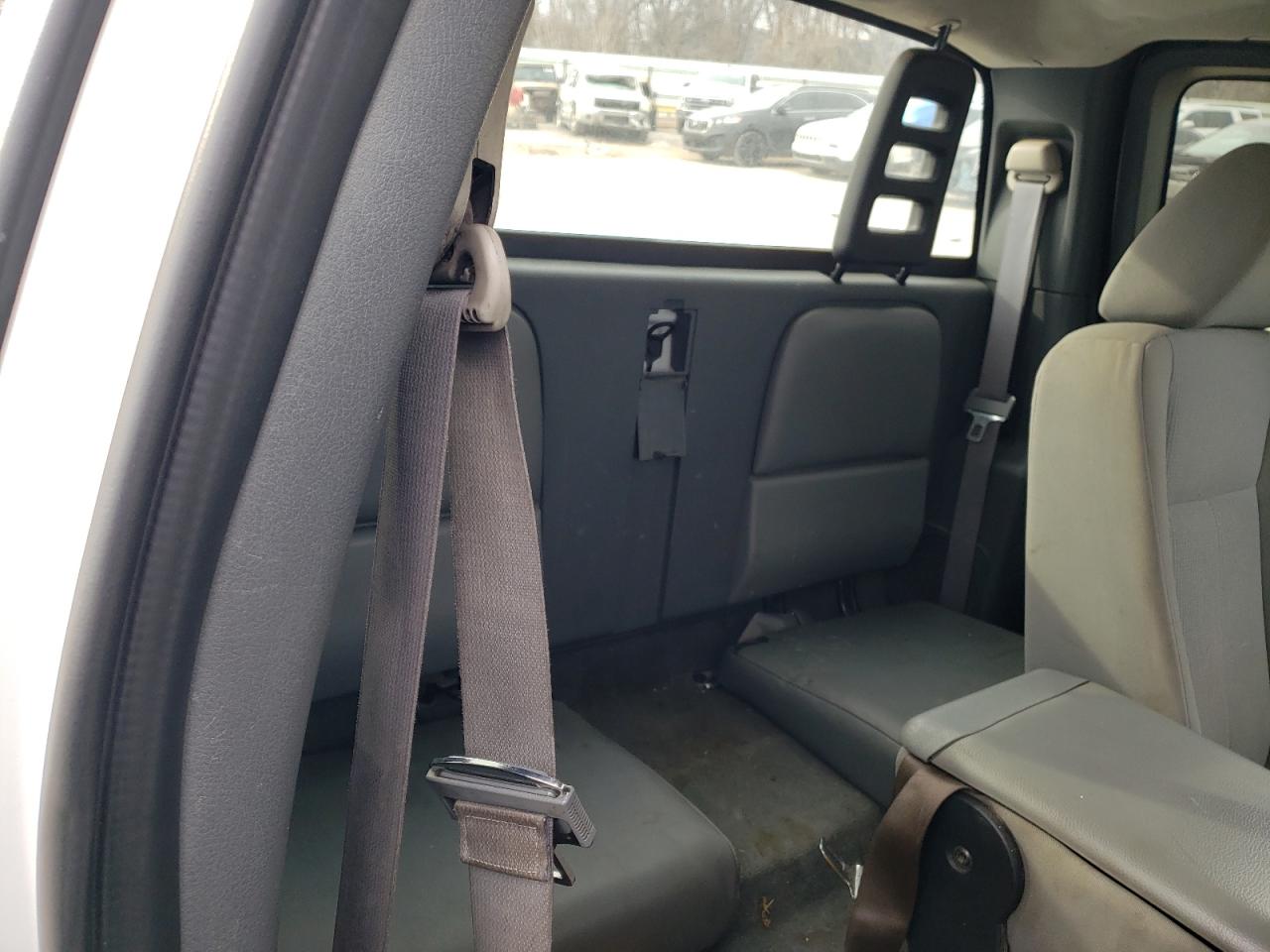 2006 Dodge Dakota - Image 10