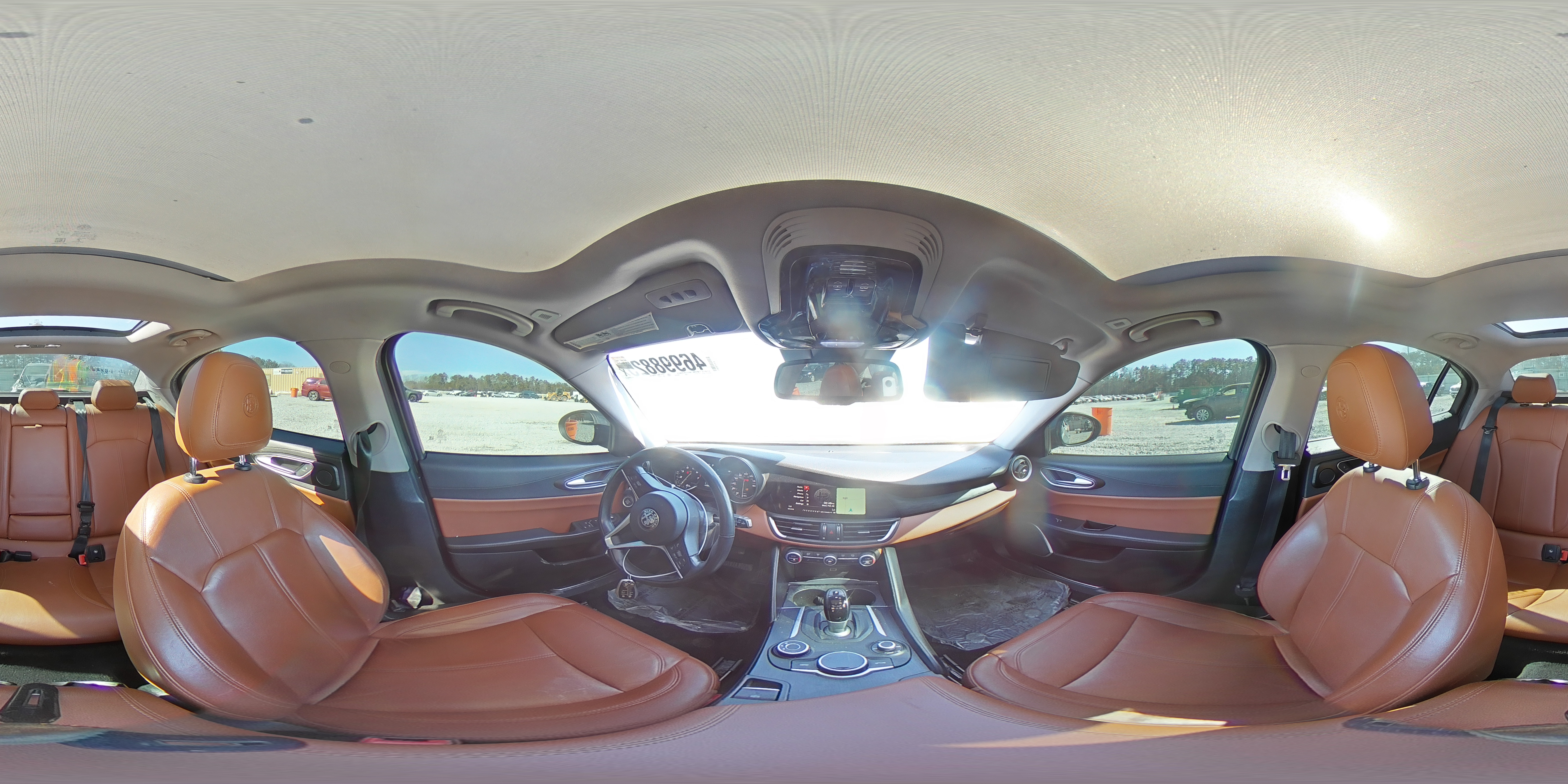 2018 Alfa Romeo Giulia - Image 14