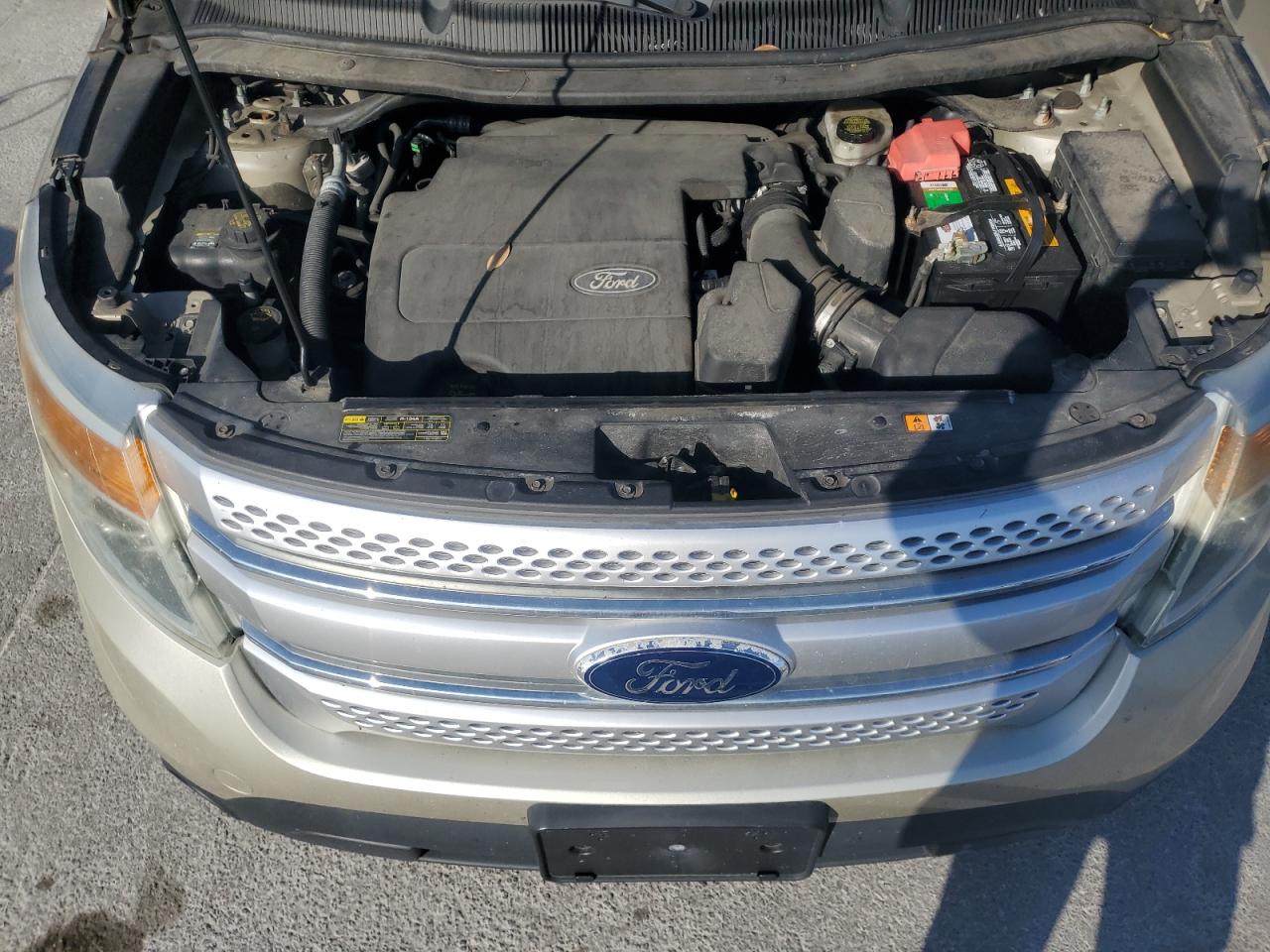 2011 Ford Explorer - Image 12