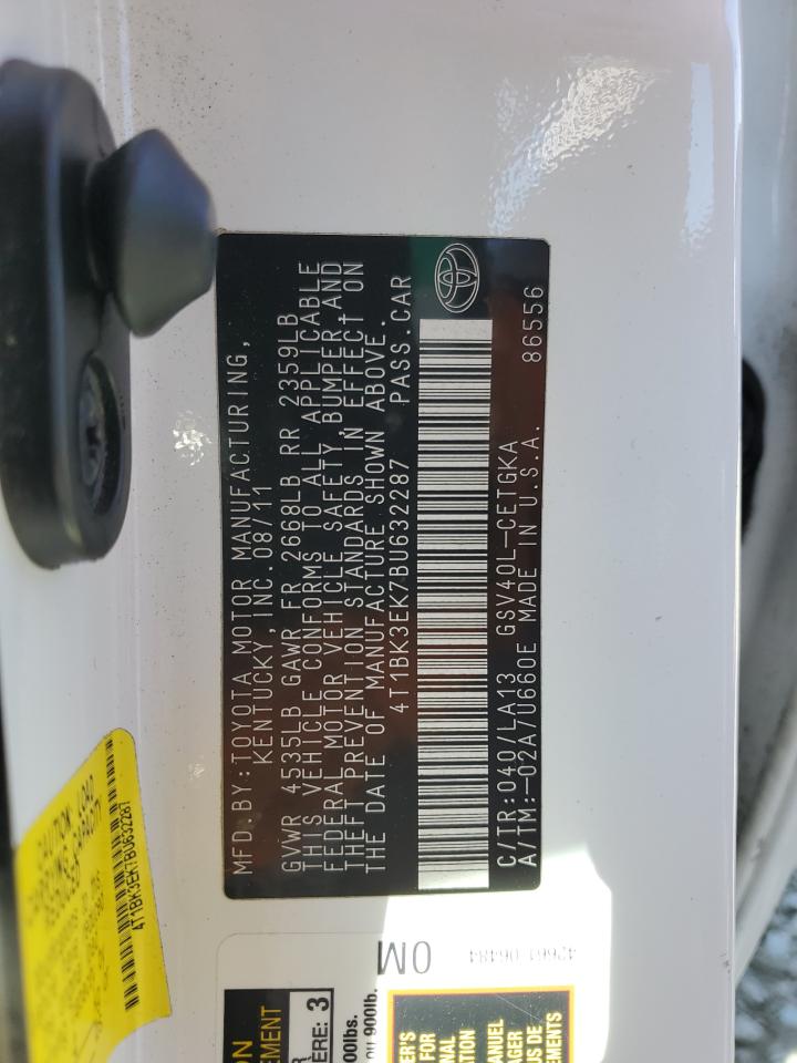 2011 Toyota Camry - Image 12