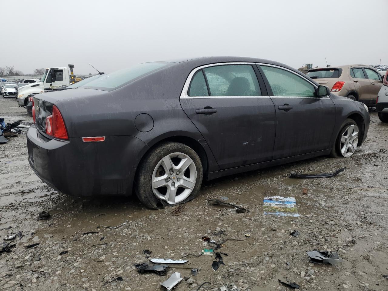2011 Chevrolet Malibu - Image 3