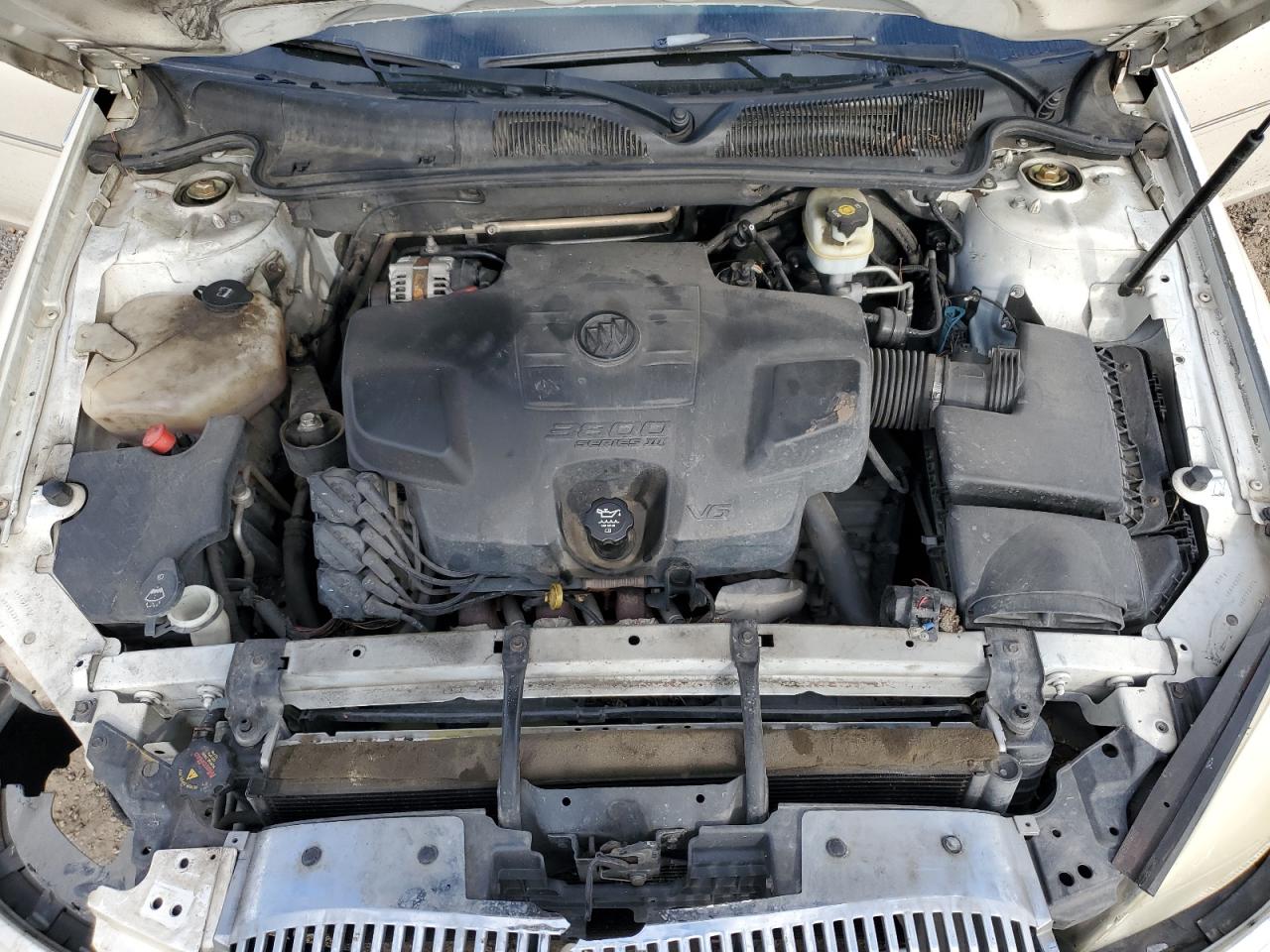 2008 Buick Lucerne - Image 12