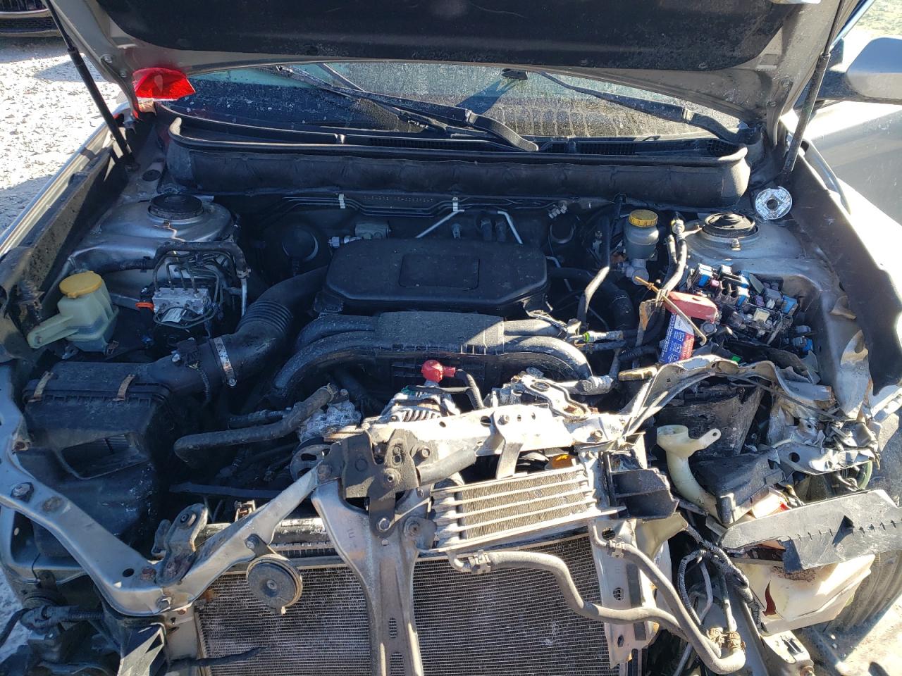 2010 Subaru Outback - Image 12