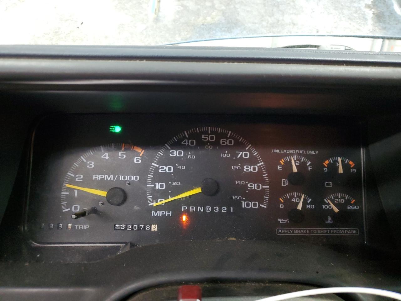 1996 Chevrolet GMT-400 - Image 9