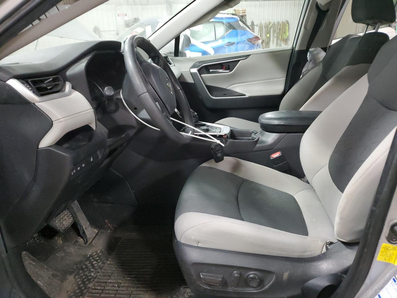 2021 Toyota RAV 4 - Image 7