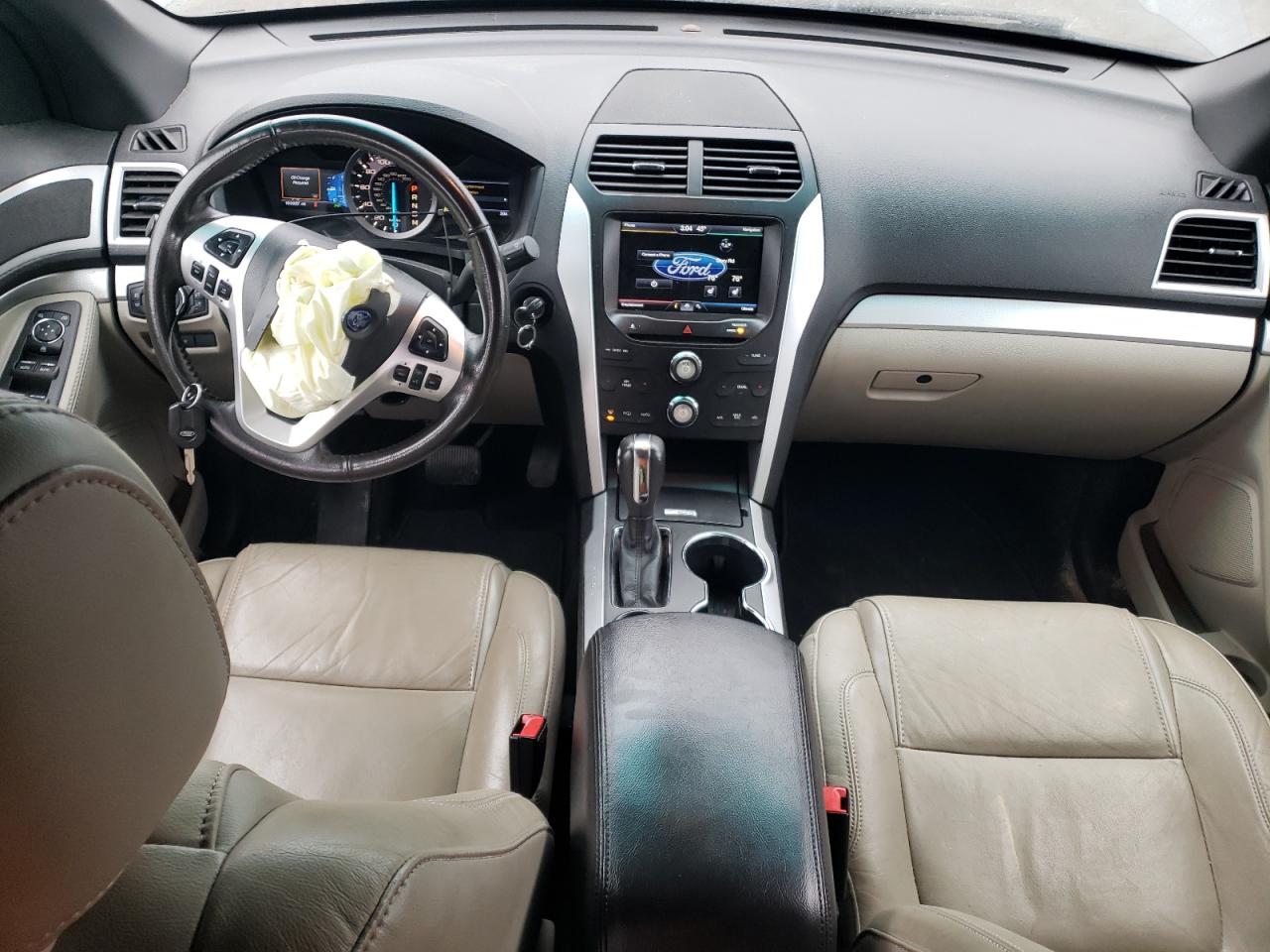 2014 Ford Explorer - Image 8