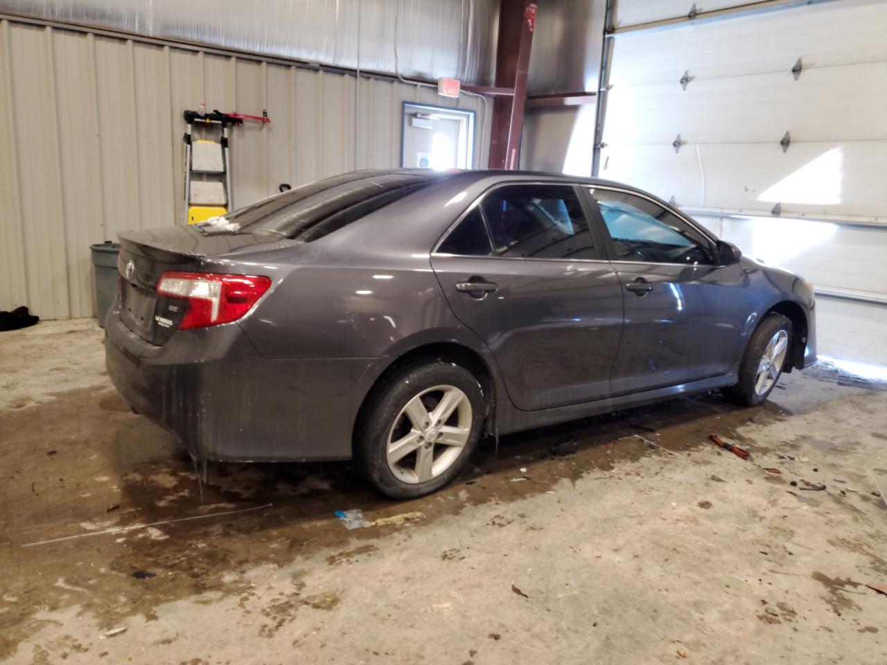 2012 Toyota Camry - Image 3