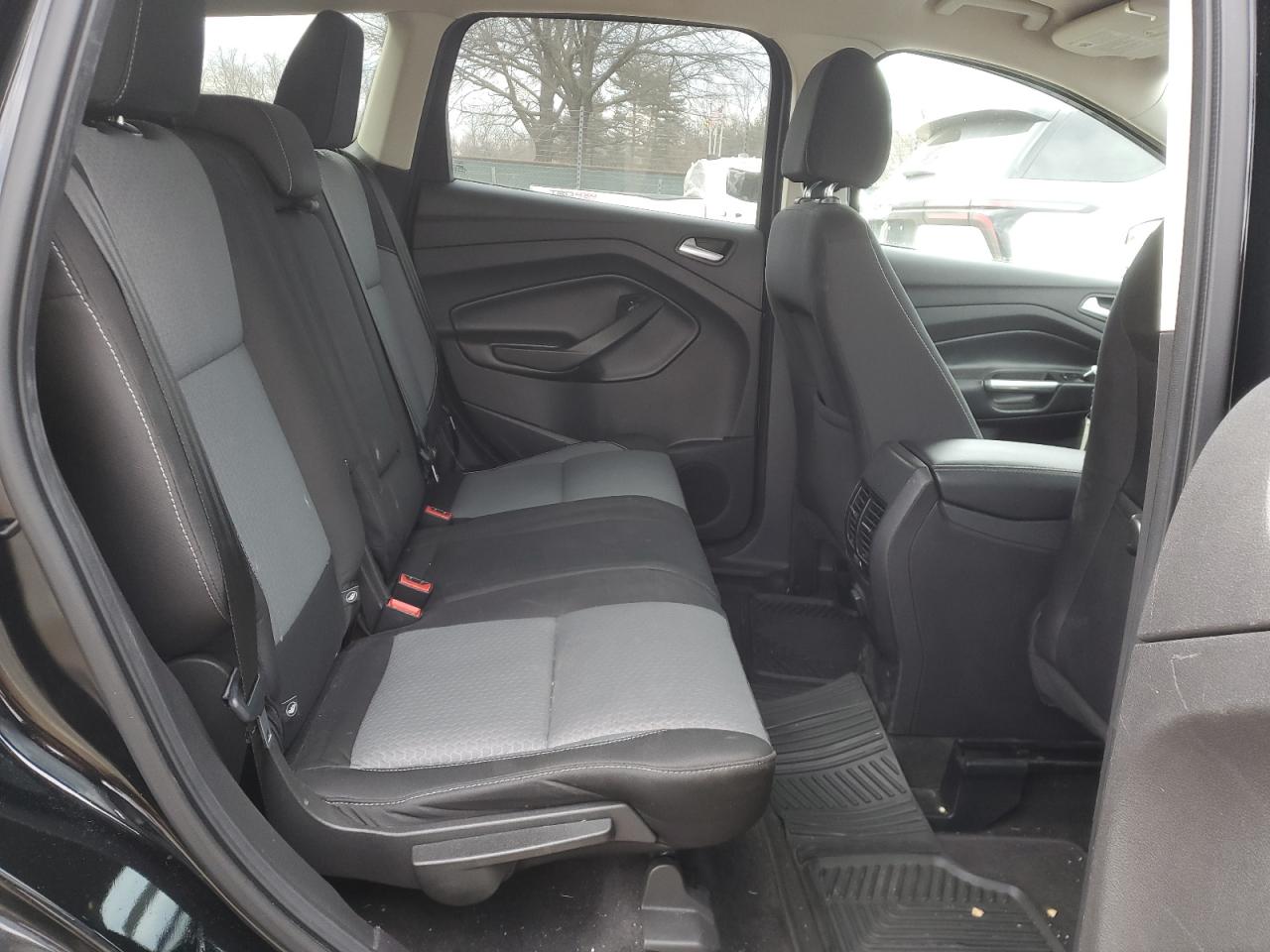 2017 Ford Escape - Image 11