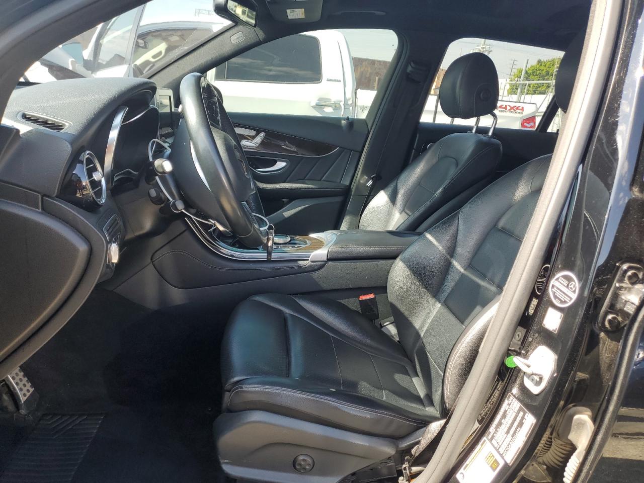 2018 Mercedes-Benz GLC - Image 7